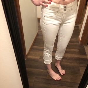 American Eagle capris